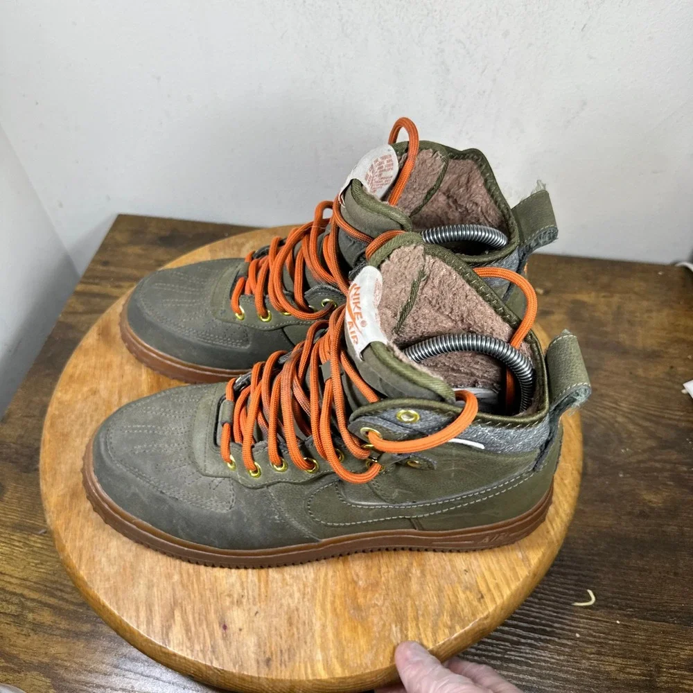 Nike Air Force 1 Duckboot Dark Loden Green Orange 444745-300 Mens 8 Winter Boots